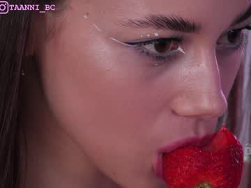 webcam girl taanni_bc image #4173809