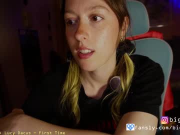 webcam couple bigeyesxo image #6747880