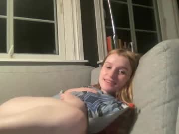 webcam girl frecklytaylor image #2524441