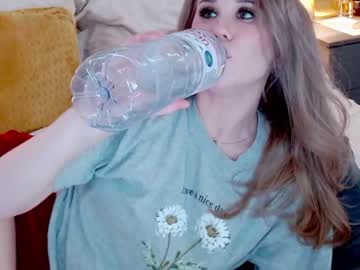 webcam girl myassistant image #1131737