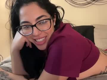 webcam girl luxcher22 image #8369190