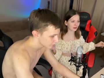 webcam couple eveandrobert image #7393119