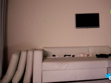 webcam girl hollyextra image #7069465