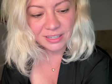 webcam girl kiradivine image #9301502