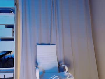 webcam girl hollyextra image #8924162