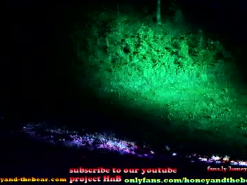 webcam couple honeyand_thebear image #1758383