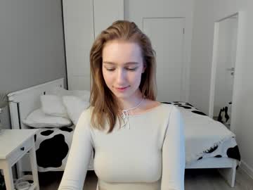 webcam couple christine_bae image #6863109