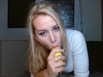 webcam girl jessielilkitty image #387567