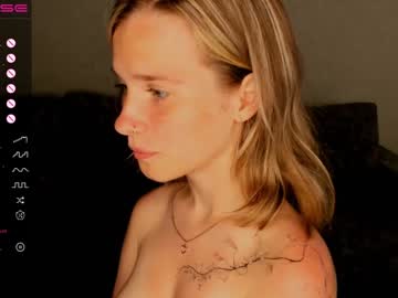 webcam girl lynnatlee image #7215774