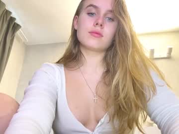 webcam girl _raabbit_ image #4893615
