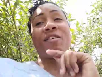 webcam girl therainqueen image #7130370