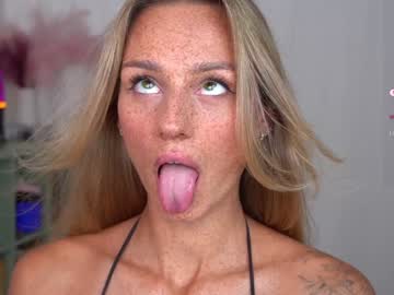 webcam girl artease image #7443229