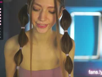 webcam girl angels_kiss image #3200410