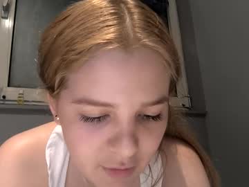 webcam girl joycoral image #9641164
