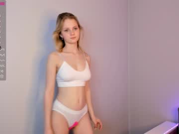 webcam girl porcelain__doll image #4423092