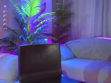 webcam girl nikkisilk image #9469423