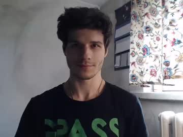 webcam man winyouwin18 image #1573995