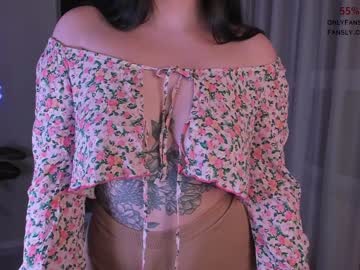 webcam girl aavee image #5774894