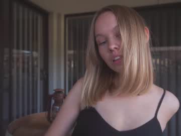 webcam girl bibi_it_is image #3666756