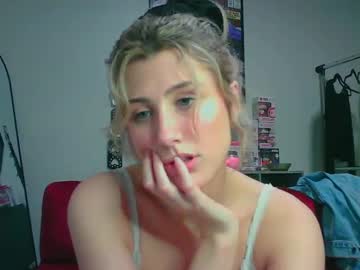 webcam girl briadominick image #7136054