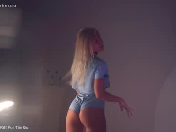 webcam girl artmosphera image #4480264