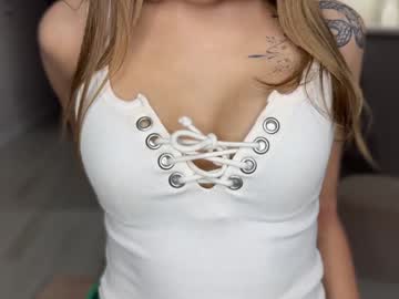 webcam girl cuteelsa_ image #7698817