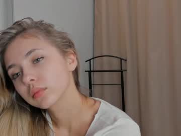 webcam girl mildredgarrett image #8256353