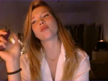 webcam girl bitter_moon image #3357105