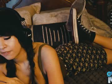 webcam girl ingennui image #6413244