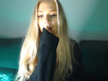 webcam girl pervyblonde image #747878