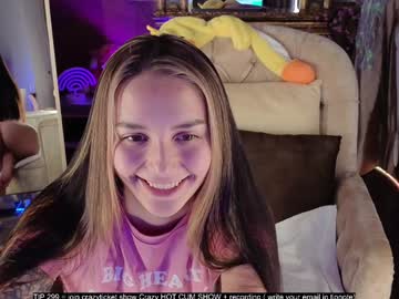 webcam girl oooops__ image #8338498