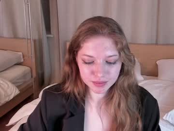 webcam girl lizzylipsss image #3611337