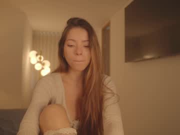 webcam girl emma_lu1 image #8066863