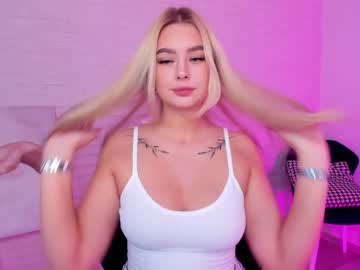 webcam girl 8a8y_nura image #1255315