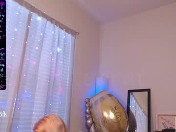 webcam girl petitebrat image #4985668