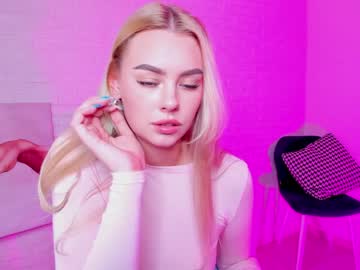 webcam girl 8a8y_nura image #976409