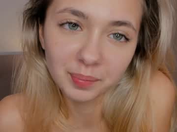 webcam girl mildredgarrett image #8261649