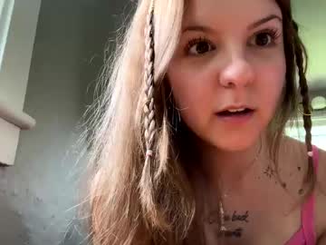 webcam girl cocolobo66 image #9668530