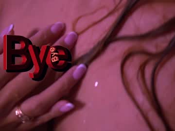 webcam girl queenafina image #4299171