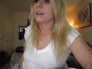 webcam girl varsitybaby000 image #391584