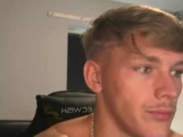 webcam man jameswell0318 image #8043556
