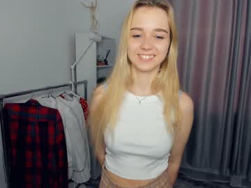 webcam girl fresh_cherries image #5289133