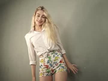 webcam girl cuteelsa_ image #4824335
