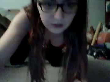 webcam girl daddysdirtyslut97 image #393257