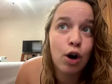 webcam girl viclove122 image #7931153
