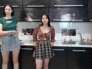 webcam couple renae_tom image #4111268