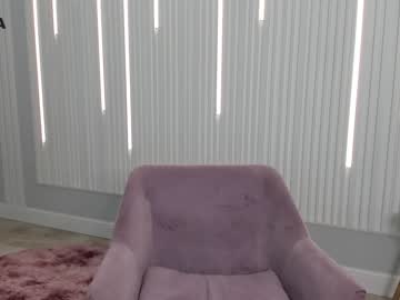 webcam girl mia_devill image #2377027