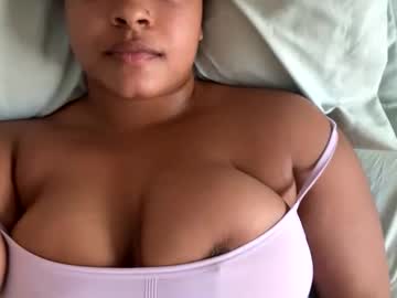 webcam girl adriana318798 image #8910556