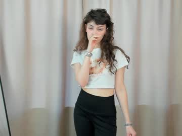 webcam girl liliangillim image #7877408