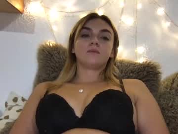webcam girl madyylovee image #2975327